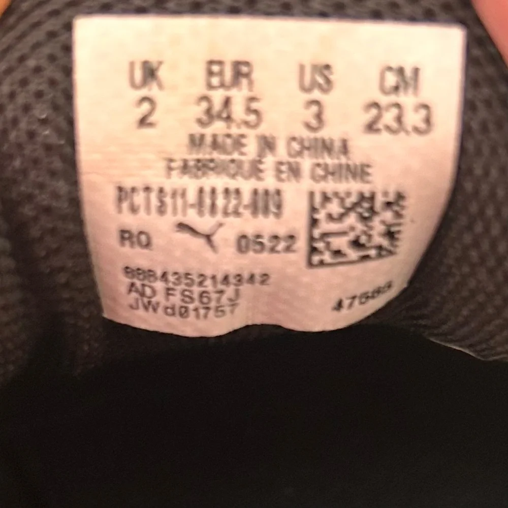 Kids Black Soccer Cleats - Picture 5 of 5